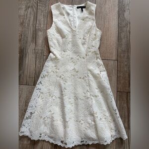White House Black Market Floral Lace Sz 2 Dress